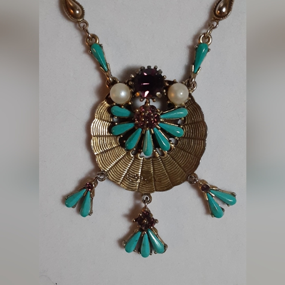 c1960 Rare WEISS Faux Turquise, Amythest & Pearl Goldtone Teardrop Link Necklace